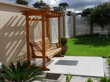 пергола из дерева в ландшафтном дизайне