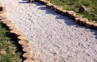 заказать мощение дорожек галькой в СПб