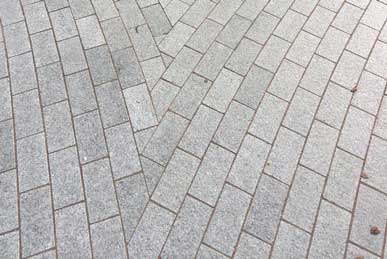 Мощение пиленым гранитом в СПб